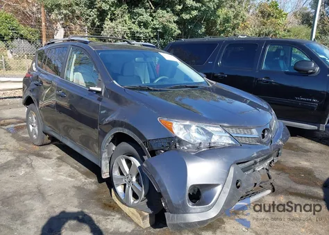2015 Toyota Rav4 Xle z USA, uszkodzony, nr VIN JTMWFREV1FJ038695